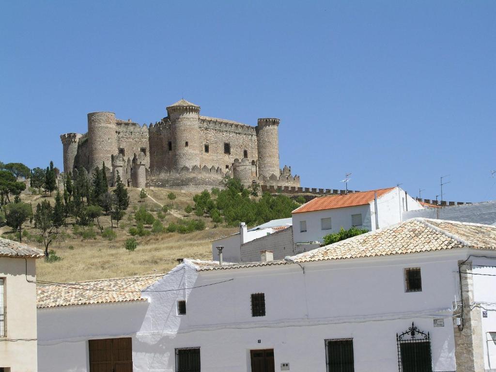 Гостевой дом Hospederia Casa De La Torre Эль-Тобосо Экстерьер фото